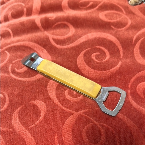 foley Other - Vintage Foley yellow bakelite can and bottle opener